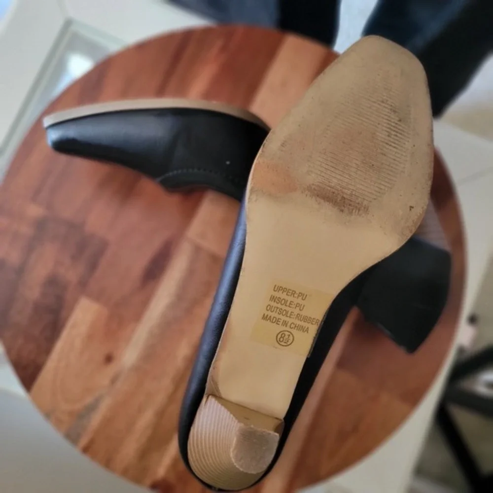 Journee‎ Collection High Heels 8.5 Classic Pumps Black Faux Leather Slip On